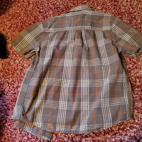 Shirt - Picture 3 of 3